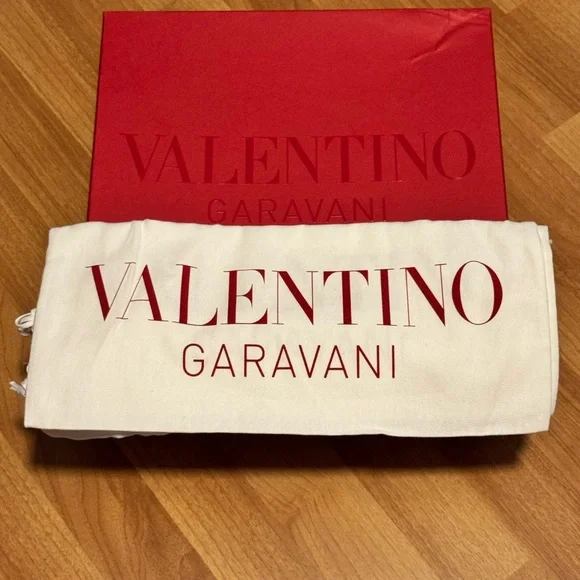 Valentino Garavani Cream Go Patent Platform Heels 37.5 - Picture 7 of 8